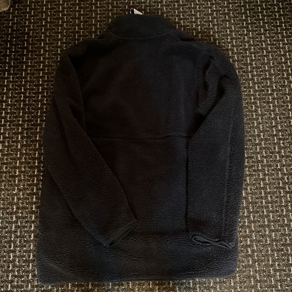 Nike Yoga Fleece 1/2 Button Men Large Black Sherpa Jacket Loose Fit DD2182-010 - Picture 4 of 4